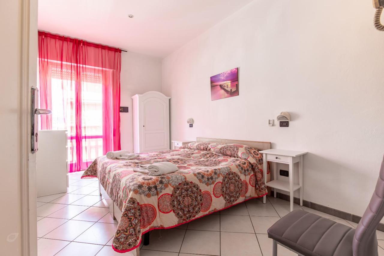 Hotel Paolina Viareggio Exterior photo